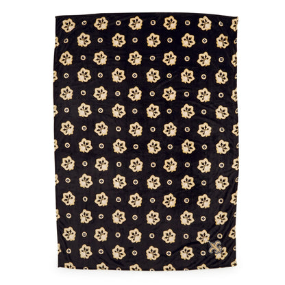 NFL Oversized Throw Blanket-New Orleans Saints Bandana-Image 3-Vera Bradley