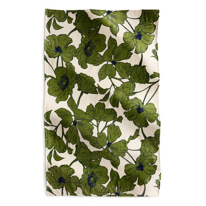 Plush Throw Blanket-Scattered Anemones Seedpearl-Image 1-Vera Bradley